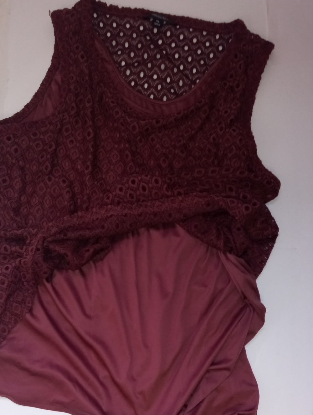 Simply Vera Vera Wang Chocolate Lace Eyelet Top